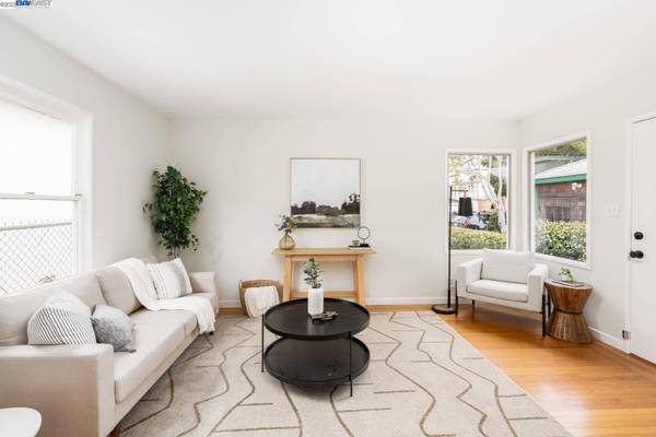 918 Jackson St, Albany, CA 94706