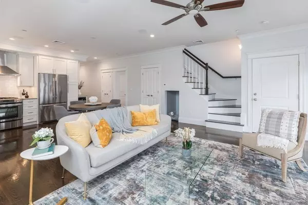 45 Coffey St #6, Boston, MA 02122