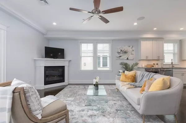 45 Coffey St #6, Boston, MA 02122