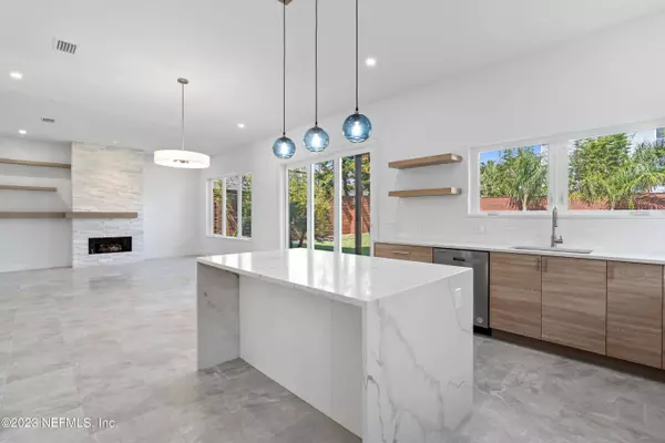 5246 MEDORAS AVE, St Augustine, FL 32080