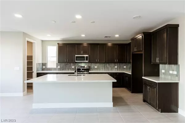 6849 Desert Finch Street, North Las Vegas, NV 89084