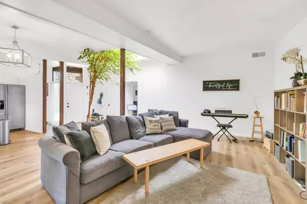 2 Paddle CT, Sacramento, CA 95833