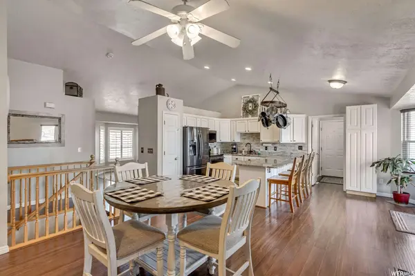 4976 W KESSLER PEAK DR S, Riverton, UT 84096