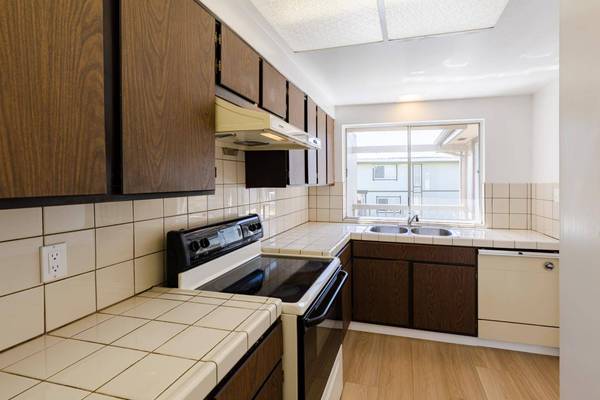 2689 Leix WAY, South San Francisco, CA 94080