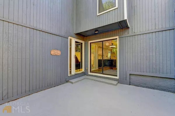 1039 Mariners CT, Stone Mountain, GA 30083