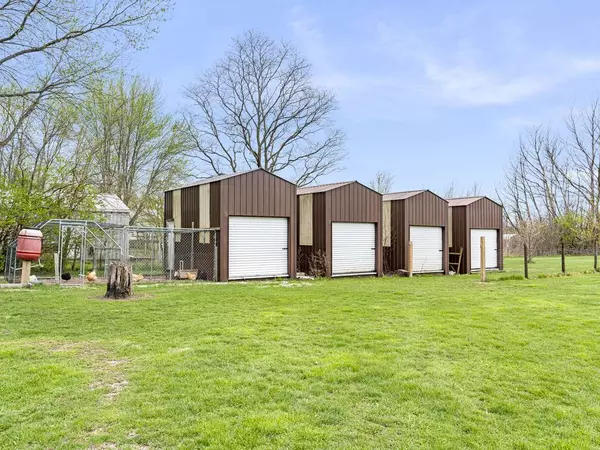 31350 S Smith RD, Wilmington, IL 60481