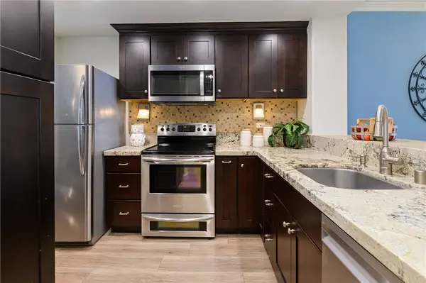 2243 Martin #311, Irvine, CA 92612