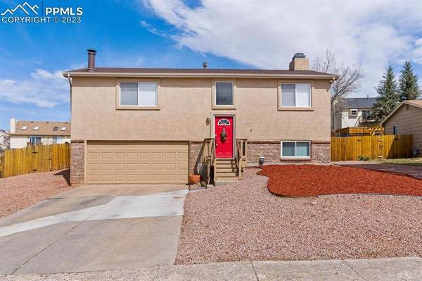 3832 Glenmeadow DR, Colorado Springs, CO 80906