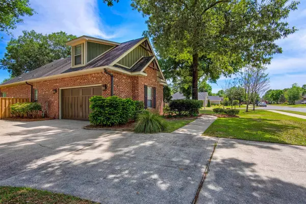 8822 Spider Lily Way, Pensacola, FL 32526