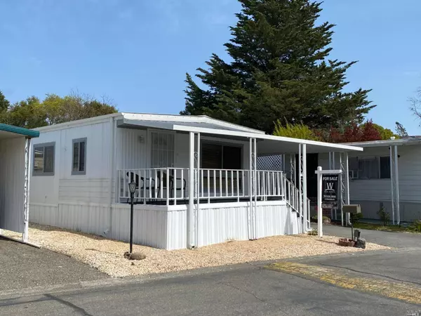 37 Maywood DR, Santa Rosa, CA 95409