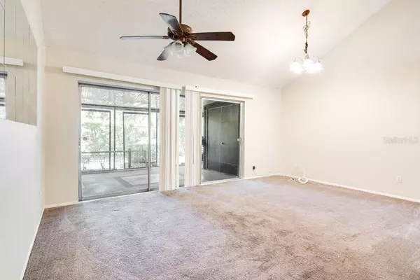 102 BOUGH AVE #102, Clearwater, FL 33760