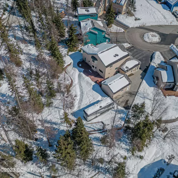 10750 Dolly Madison CIR, Eagle River, AK 99577