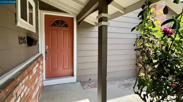 896 Brittany Ln, Concord, CA 94518
