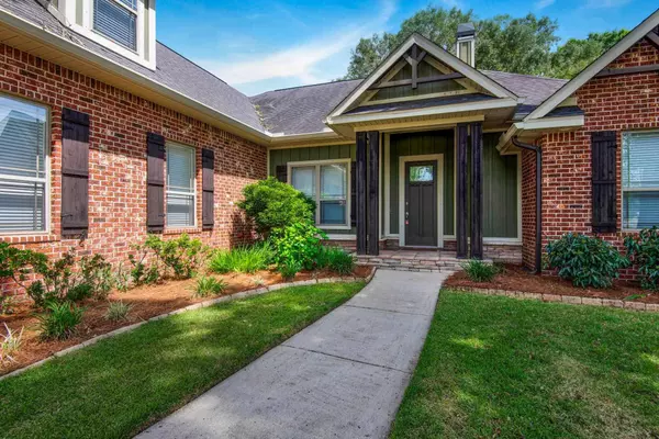 8822 Spider Lily Way, Pensacola, FL 32526