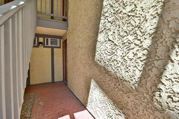 3040 Alta View Dr #106, San Diego, CA 92139