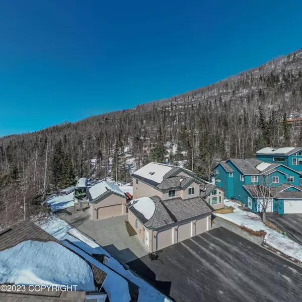 10750 Dolly Madison CIR, Eagle River, AK 99577