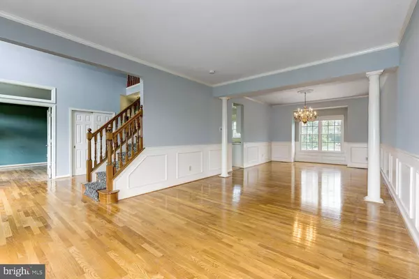 2 JERRICK CT, Mount Laurel, NJ 08054