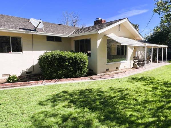 12 W Banbury DR, Stockton, CA 95207