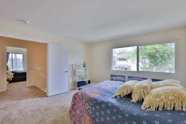 5346 Caminito Velasquez, San Diego, CA 92124