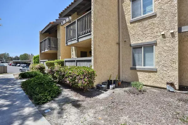 3040 Alta View Dr #106, San Diego, CA 92139