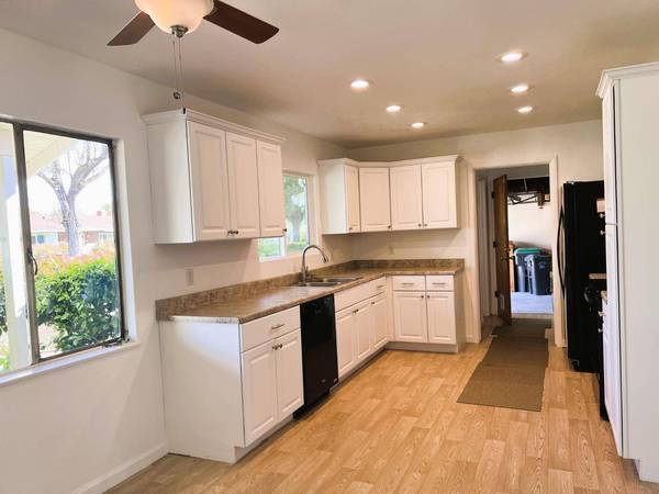 12 W Banbury DR, Stockton, CA 95207