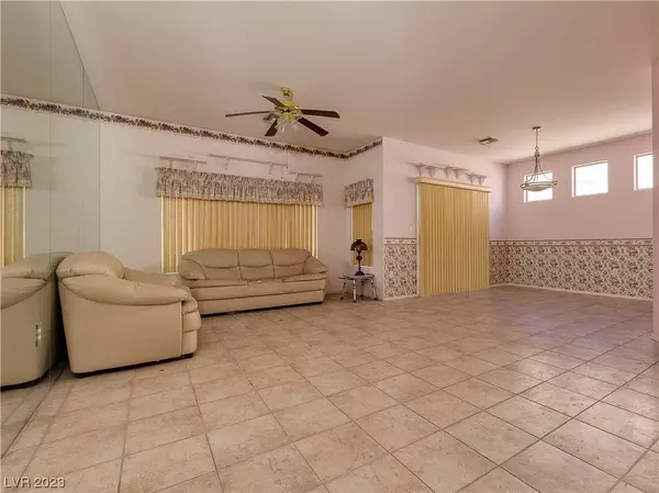 2007 Sun Cliffs Street, Las Vegas, NV 89134