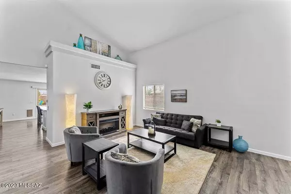 11476 W Bannerstone Street, Marana, AZ 85658