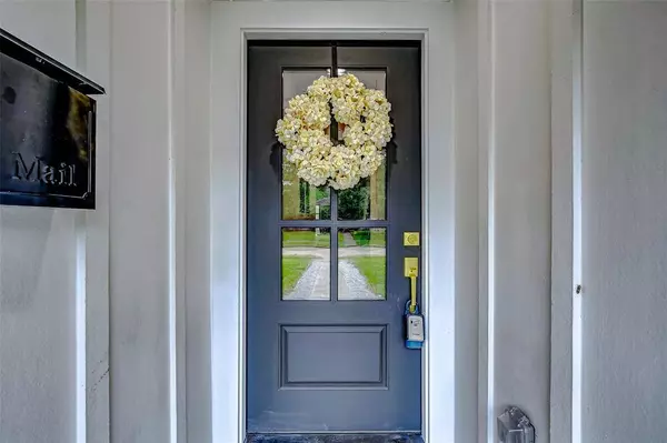 10722 Carlota CT, Houston, TX 77096