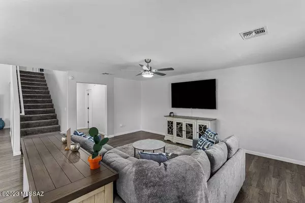 11476 W Bannerstone Street, Marana, AZ 85658