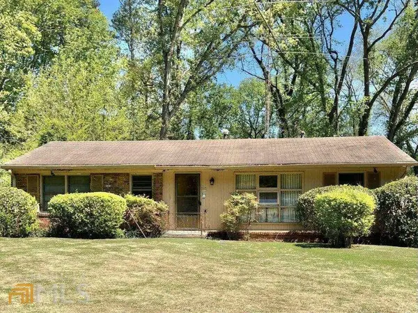 2461 FERNLEAF CT NW, Atlanta, GA 30318