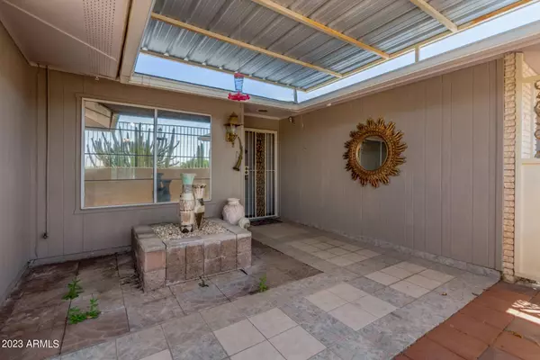 10408 W BURNS Drive, Sun City, AZ 85351