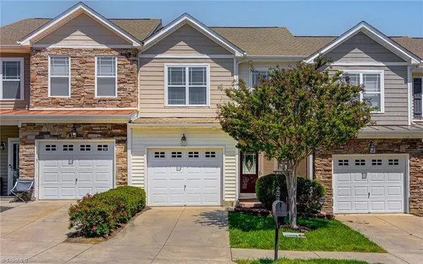 4023 Comrie LN, Burlington, NC 27215