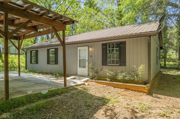 53 Archer St, Toccoa, GA 30577