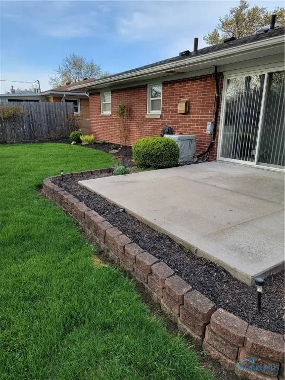 1117 Kirk ST, Maumee, OH 43537