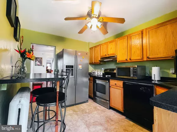 927 KIRKWOOD ST, Wilmington, DE 19801