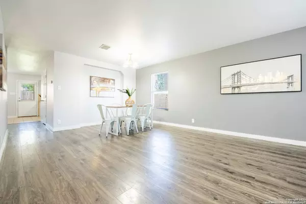 1715 FIRE CRACKER, San Antonio, TX 78260-2503