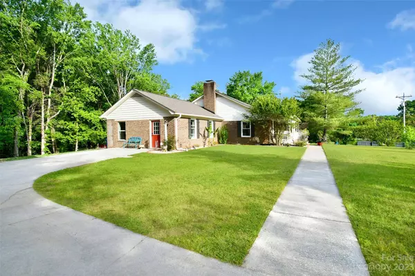 6605 Pharr Mill RD, Harrisburg, NC 28075