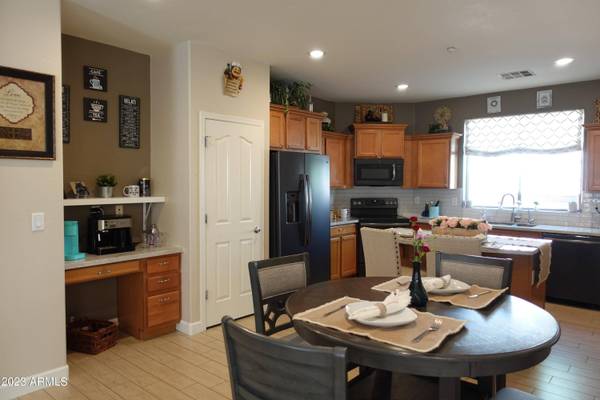 12103 W DUANE Lane, Peoria, AZ 85383