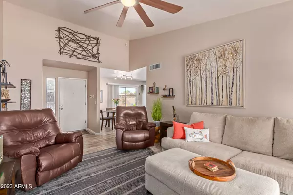 4611 W CONTINENTAL Drive, Glendale, AZ 85308
