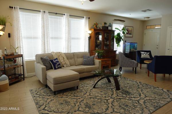 12103 W DUANE Lane, Peoria, AZ 85383