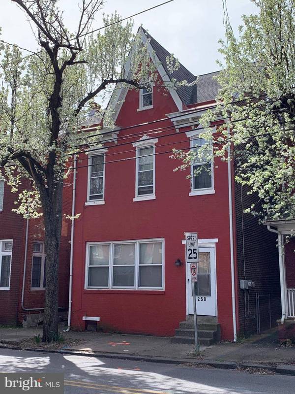 258 BEECH ST, Pottstown, PA 19464