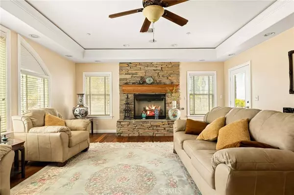 4029 Shahen DR, San Bernardino, CA 92404