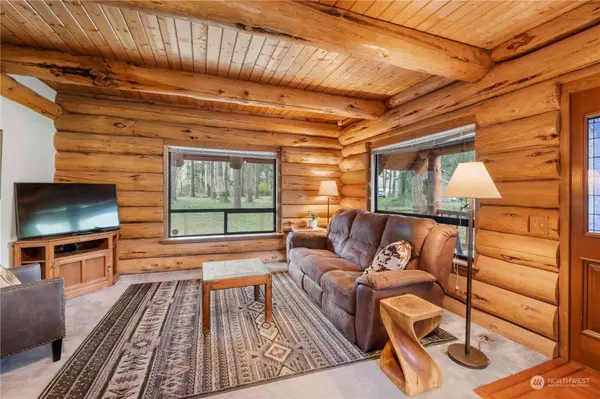 32306 100th Avenue Ct S, Roy, WA 98580