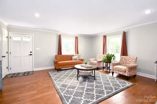 6605 Pharr Mill RD, Harrisburg, NC 28075