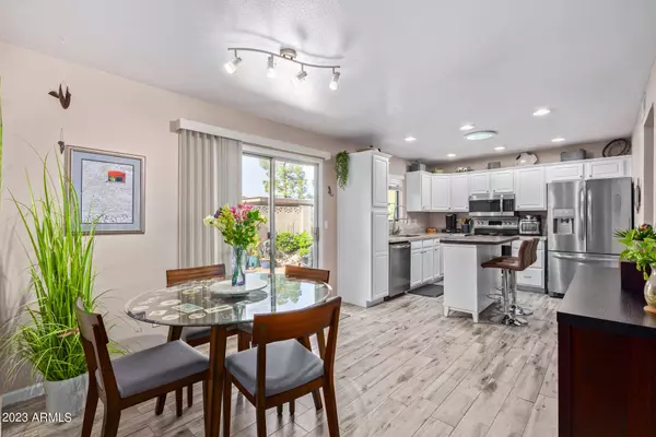 4611 W CONTINENTAL Drive, Glendale, AZ 85308