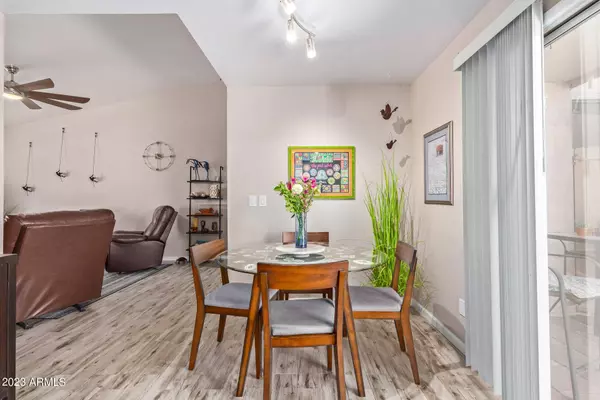 4611 W CONTINENTAL Drive, Glendale, AZ 85308