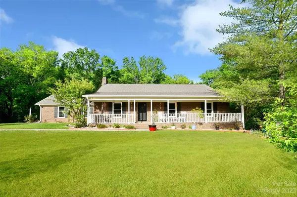 6605 Pharr Mill RD, Harrisburg, NC 28075