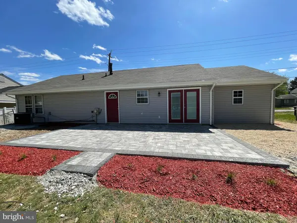 10201 THRIFT RD, Clinton, MD 20735
