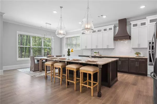 5971 Lanier Heights CIR, Buford, GA 30518