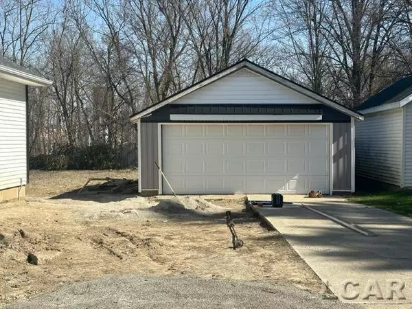 424 Spring, Adrian, MI 49221